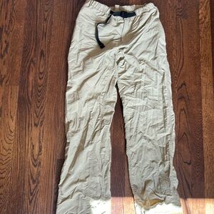 comfy buckle pants!
